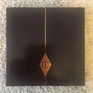 Charlotte Tilbury Instant Look in a Palette Smokey